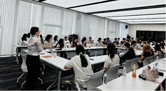 Tadhail air Quangong Co., Ltd. agus rannsaich na dìomhaireachdan mu bhith a’ dèanamh bhreigichean tuigseach