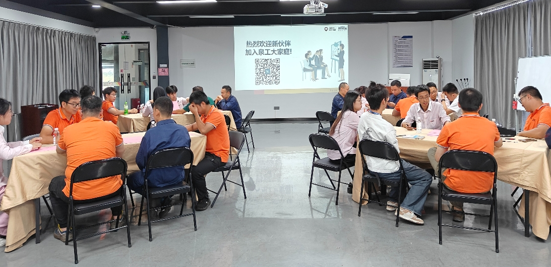 Bidh feachd ùr QGM a’ togail aisling ùr airson an ama ri teachd