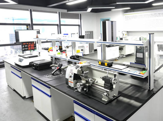 A’ dèanamh cinnteach à càileachd bho thùs stuthan: A’ neartachadh prìomh chomas uidheamachd dèanamh bhreigichean